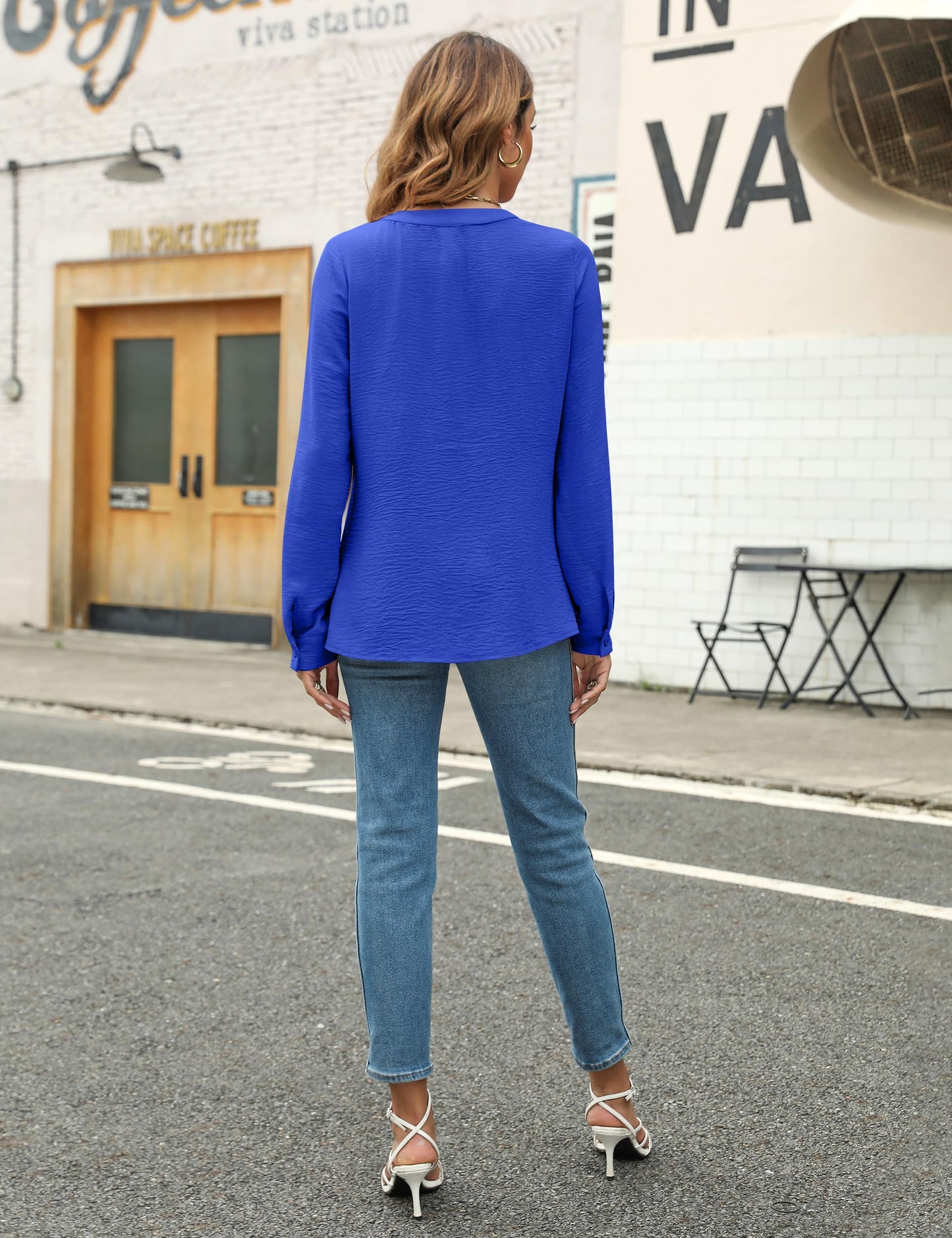 Blooming Jelly Women's Dressy Casual Blouses Business Work Chiffon Tops Trendy Long Sleeve V Neck Pleated Shirts 2024 Fall Outfits (Apricot, Large)