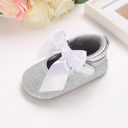 Cute 0-18M Spring Newborn Silver Baby Shoes Non Slip Cloth Bottom Girl Shoes Elegant Breathable Casual Baby First Walking Shoes