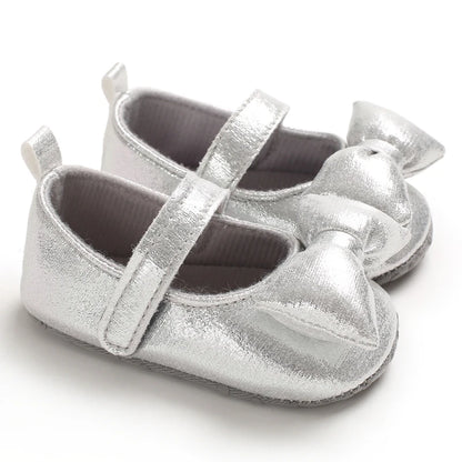 Cute 0-18M Spring Newborn Silver Baby Shoes Non Slip Cloth Bottom Girl Shoes Elegant Breathable Casual Baby First Walking Shoes