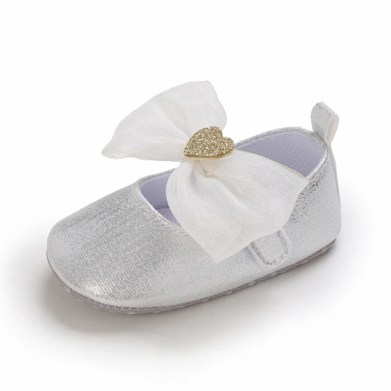 Cute 0-18M Spring Newborn Silver Baby Shoes Non Slip Cloth Bottom Girl Shoes Elegant Breathable Casual Baby First Walking Shoes
