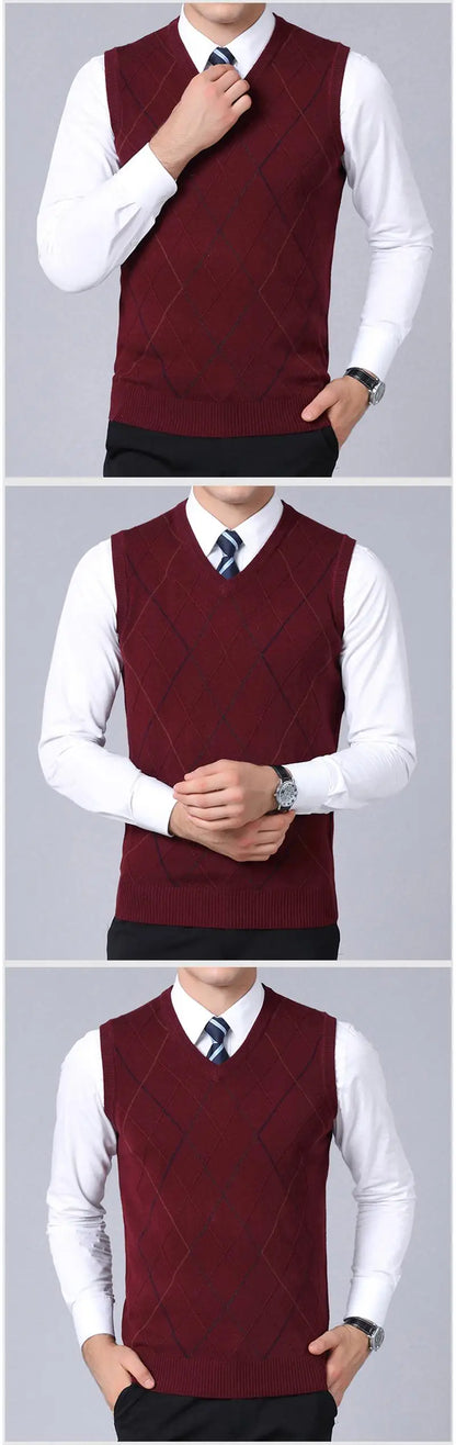 2025 New Fashion Brand Sweater For Men's Pullover Vest Slim Fit Jumpers Knitwear Plaid Autumn Korean Style Casual Men Clothes