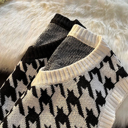 Men Houndstooth Sweater Vests Vintage Sleeveless V-neck Knitwear College Students Couple Loose Outwear Suester Para Hombre Chic