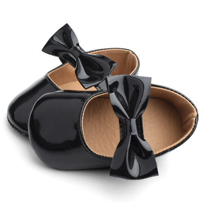 New Newborn Baby Girls Shoes Patent Leather Buckle First Walkers with Bow Red Black Pink White Soft Soled Non-slip Crib Shoes
