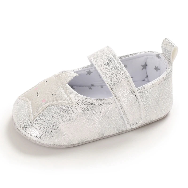 Cute 0-18M Spring Newborn Silver Baby Shoes Non Slip Cloth Bottom Girl Shoes Elegant Breathable Casual Baby First Walking Shoes