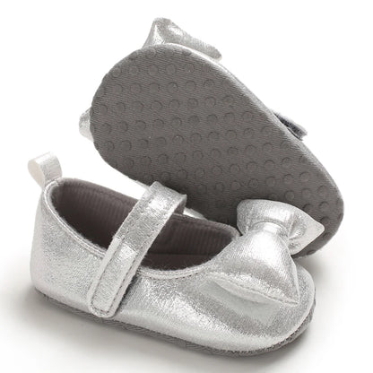 Cute 0-18M Spring Newborn Silver Baby Shoes Non Slip Cloth Bottom Girl Shoes Elegant Breathable Casual Baby First Walking Shoes