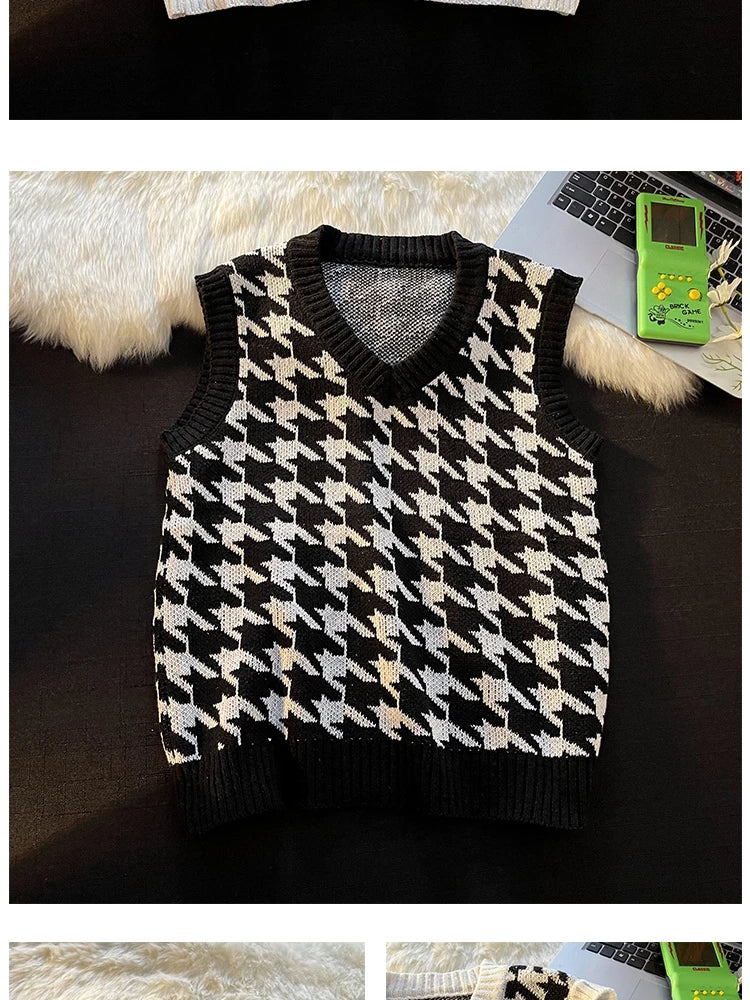 Men Houndstooth Sweater Vests Vintage Sleeveless V-neck Knitwear College Students Couple Loose Outwear Suester Para Hombre Chic