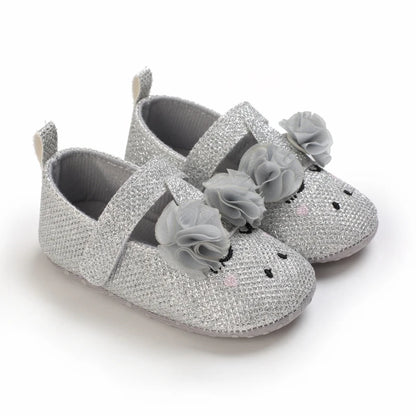 Cute 0-18M Spring Newborn Silver Baby Shoes Non Slip Cloth Bottom Girl Shoes Elegant Breathable Casual Baby First Walking Shoes