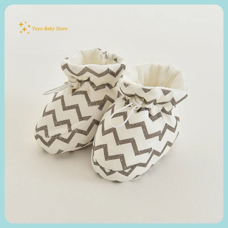 Newborn Baby Shoes for Boys Girls Winter Warm Thicken Plush Toddler Shoes Soft Sole Kids Short Booties Infant First Walker