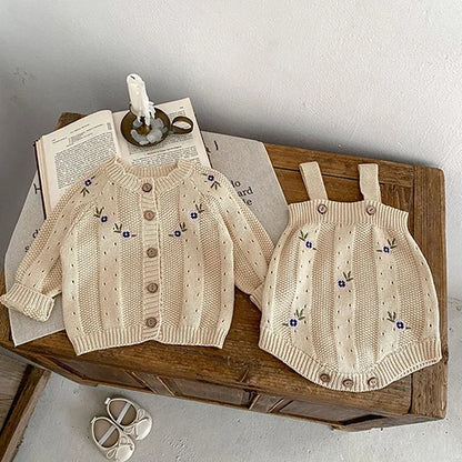 Autumn Winter Korean Style Newborn Baby Girls Clothing Set Long Sleeved Plaid Cardigan Coat+ Shorts 0-3Yrs Children Clothes Suit