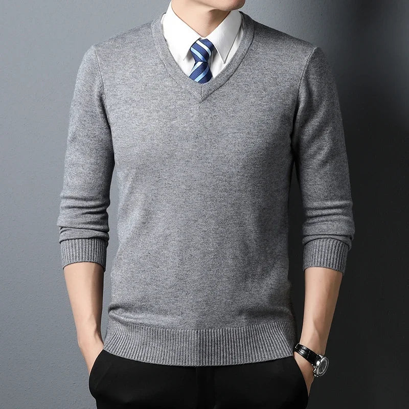 Men's Sweater Fashion Solid Color Warm Sweater Business Casual Heart Neckline Sweater Pullover Men