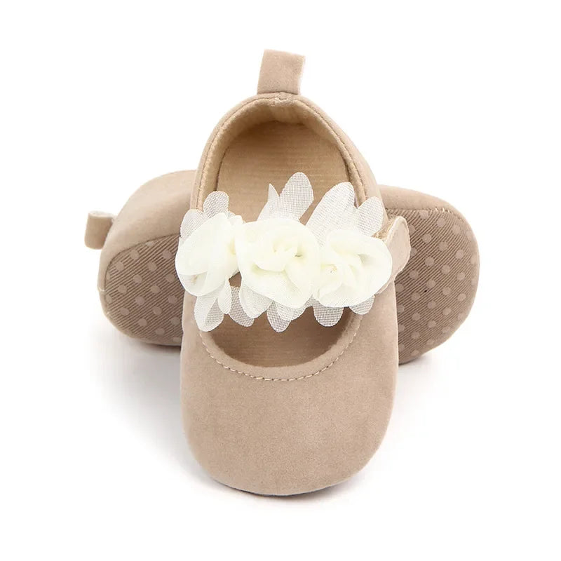 Girls Shoes Soft Soles Non-slip Beautiful Flowers Solid Color Fashion Toddler Infant Newborns Crib First Walkers Princess Shoes
