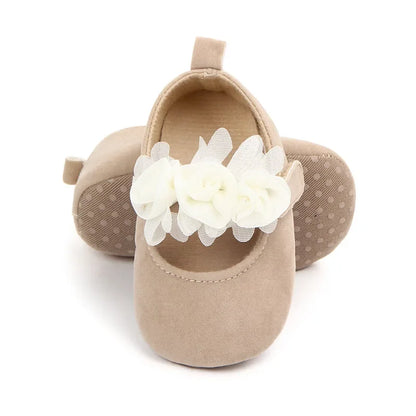 Girls Shoes Soft Soles Non-slip Beautiful Flowers Solid Color Fashion Toddler Infant Newborns Crib First Walkers Princess Shoes