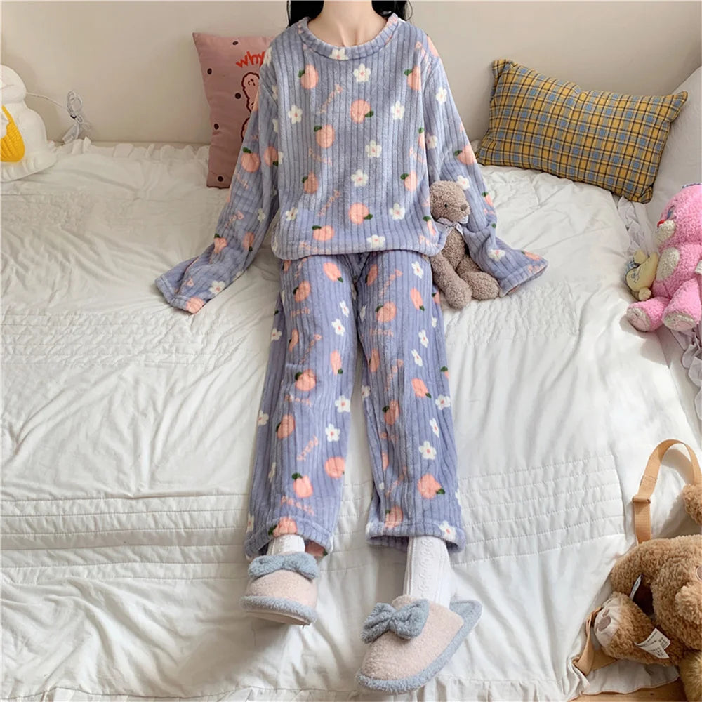 Flannel Long sleeve cartoon sleepwear suit Cozy Thick Warm Cartoon Sleepwear Suit Stylish Women's pajamas set for Autumn Winter