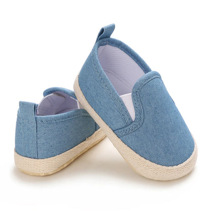 Spring and Autumn Fashion Canvas Baby Shoes for Boys and Newborns Soft Sole Non slip Walking Shoes for Preschool Children