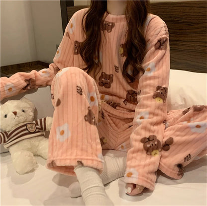 Flannel Long sleeve cartoon sleepwear suit Cozy Thick Warm Cartoon Sleepwear Suit Stylish Women's pajamas set for Autumn Winter