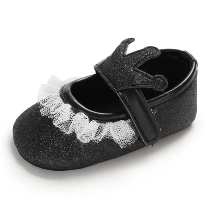 Cute 0-18M Spring Newborn Silver Baby Shoes Non Slip Cloth Bottom Girl Shoes Elegant Breathable Casual Baby First Walking Shoes