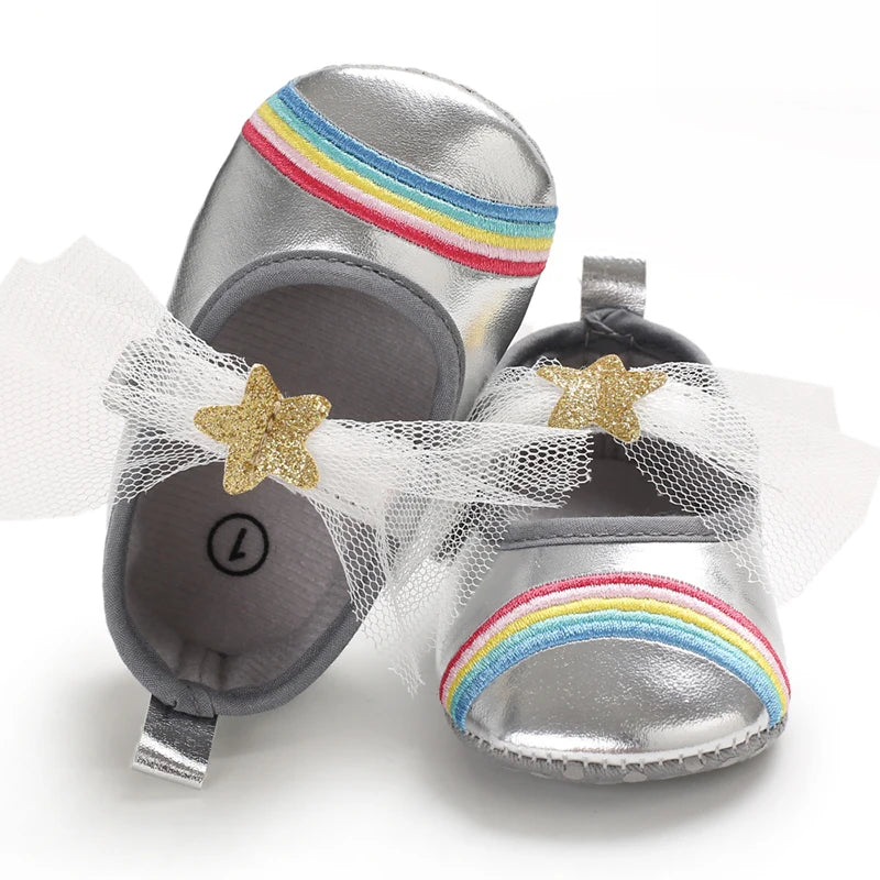 Cute 0-18M Spring Newborn Silver Baby Shoes Non Slip Cloth Bottom Girl Shoes Elegant Breathable Casual Baby First Walking Shoes