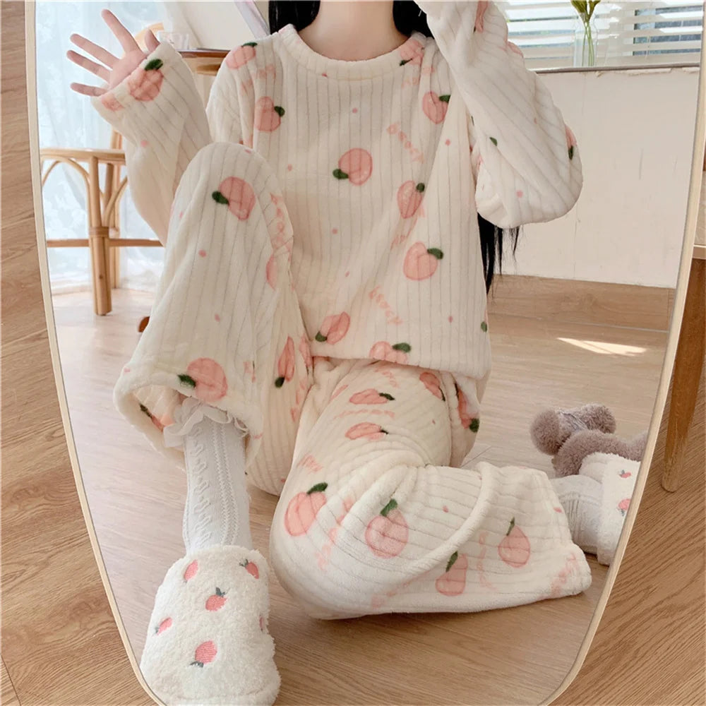 Flannel Long sleeve cartoon sleepwear suit Cozy Thick Warm Cartoon Sleepwear Suit Stylish Women's pajamas set for Autumn Winter