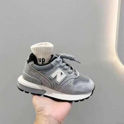 2025 New Casual Versatile Dad Shoes Men's and Women's Soft Sole Sports Shoe