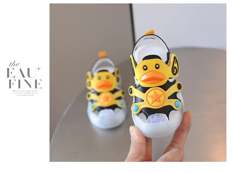 Little Duck Light-up LED Sandals for First Walker Anti-kick Baby Shoes for 0-3 Years Old Pre walker Soft Sole Cartoon for Girl