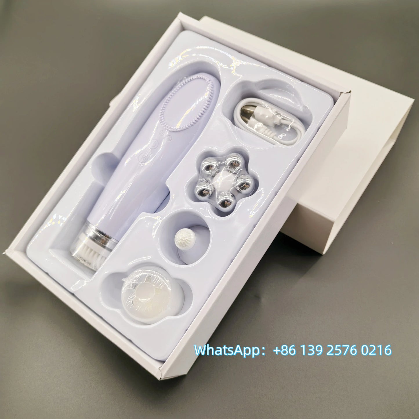 Beauty 4 in 1 Facial Skin Lifting Device Face Brush Cleanser Electric Silicone Facial Cleaning Brush for Deep Cleaning