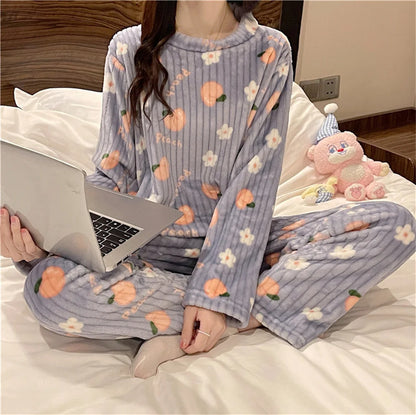 Flannel Long sleeve cartoon sleepwear suit Cozy Thick Warm Cartoon Sleepwear Suit Stylish Women's pajamas set for Autumn Winter