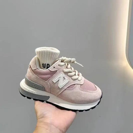 2025 New Casual Versatile Dad Shoes Men's and Women's Soft Sole Sports Shoe