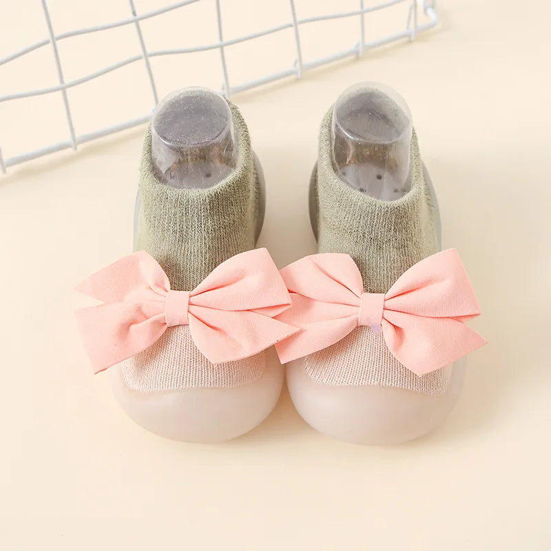 Newborn Baby Shoes Boy Embroidery Pattern Nonslip Floor Socks Kids Girls Soft Rubber Sole Crib Toddler Booties Toddler Shoes