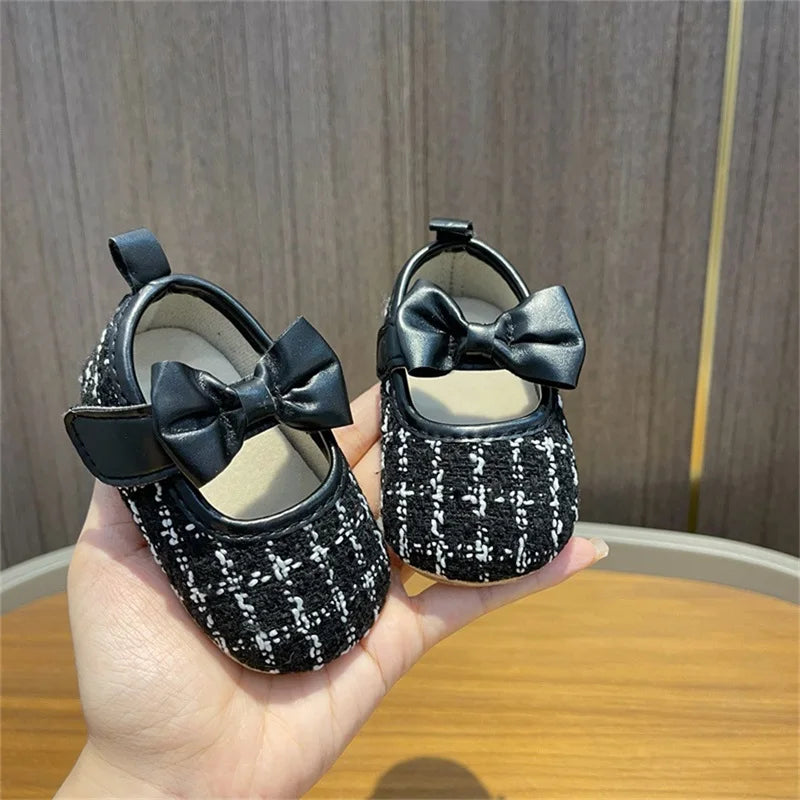 Cute Baby Girls Shoes Princess Infant Mary Jane Flats ﻿Crib Shoes Dress Shoes Non-Slip Pre walkers Shoes for Infants