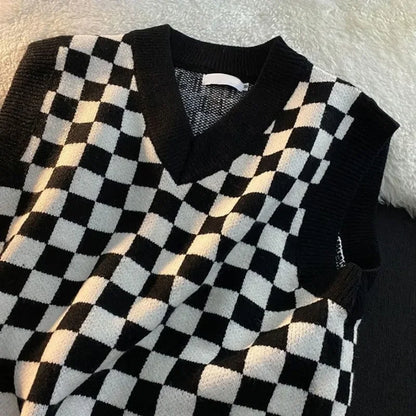 Men's Checkerboard Plaid V-neck Knitted Vest Female Spring Autumn Loose Couple Sweater Coat Sleeveless Vests Casual Tops