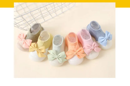 Newborn Baby Shoes Boy Embroidery Pattern Nonslip Floor Socks Kids Girls Soft Rubber Sole Crib Toddler Booties Toddler Shoes