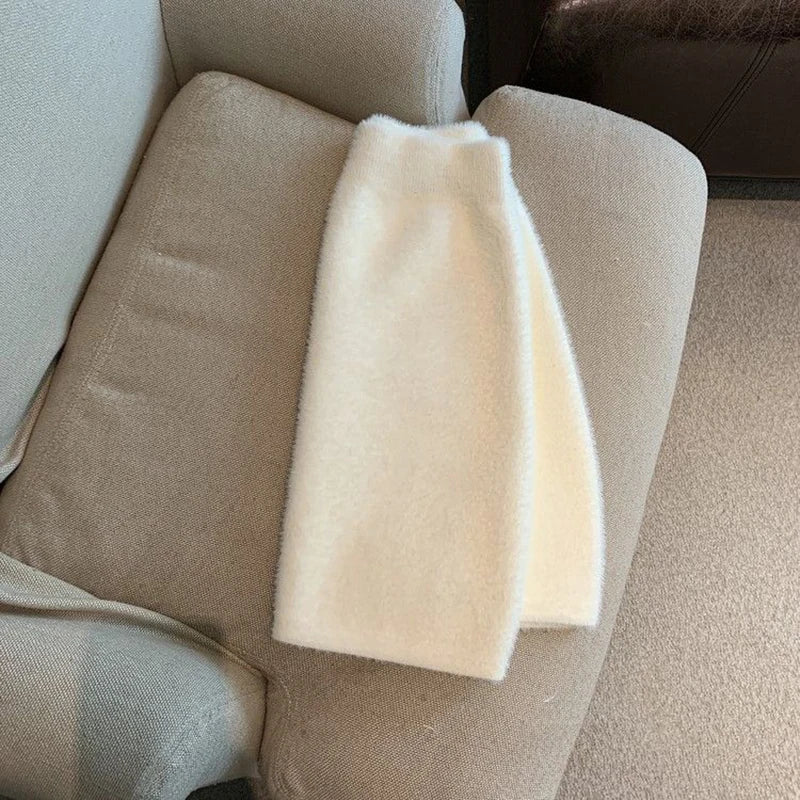 Autumn Winter Cute Mini Skirt Women Furry Soft Vintage High Waist A Line Skirt Korean Fashion Sweet All Match Hip Wrap Skirt New