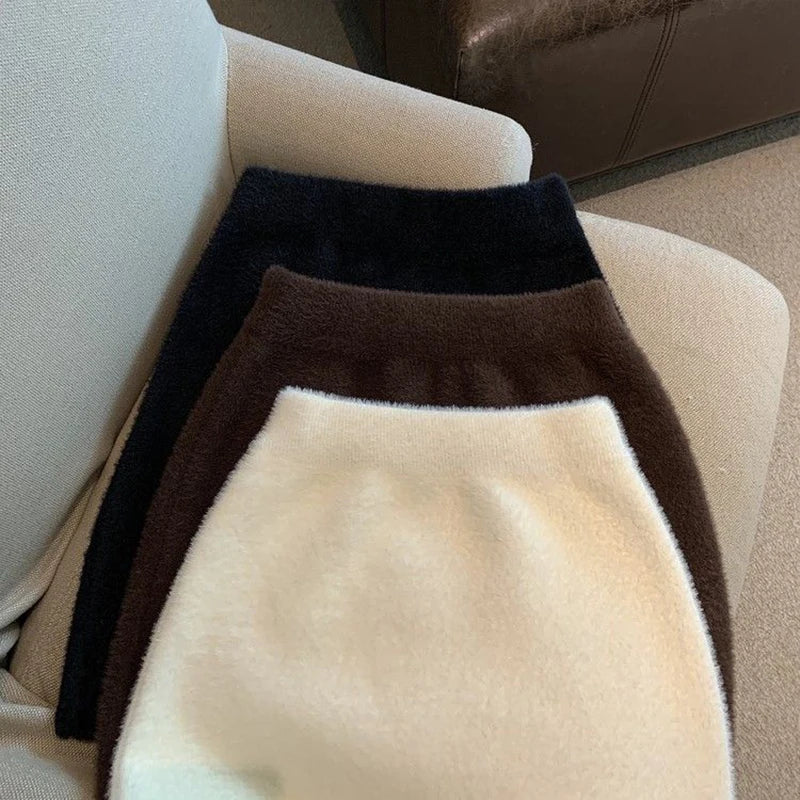 Autumn Winter Cute Mini Skirt Women Furry Soft Vintage High Waist A Line Skirt Korean Fashion Sweet All Match Hip Wrap Skirt New