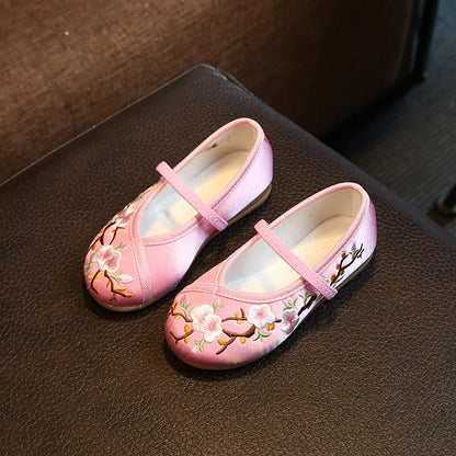 Girls Hanfu Flats Shoes Chinese Style Kids Princess Embroidery Cloth Shoes Dance Versatile Children's Ancient Dress Up Loafers