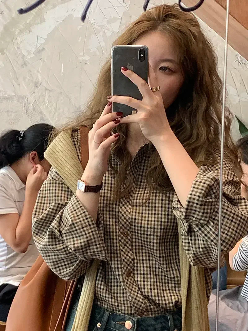 Plaid Shirts Women Retro Turn-down Collar Blouses All-match Straight Hong Kong Style Button Up Elegant Long Sleeve Outwear Femme