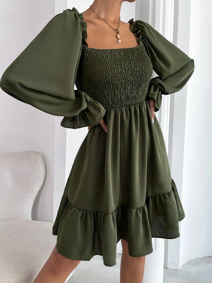 Women's Dress Simple Square Neck Solid Color Long Sleeve Dress Parallel Crepe Seam Body Bell Sleeves Ruffle Hem Dress Women