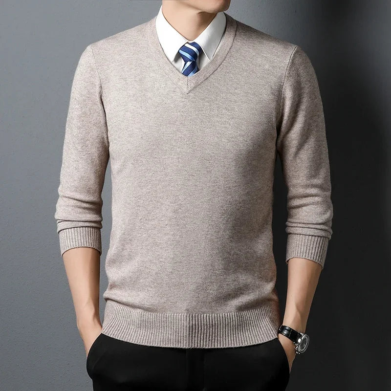 Men's Sweater Fashion Solid Color Warm Sweater Business Casual Heart Neckline Sweater Pullover Men