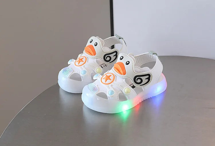 Little Duck Light-up LED Sandals for First Walker Anti-kick Baby Shoes for 0-3 Years Old Pre walker Soft Sole Cartoon for Girl