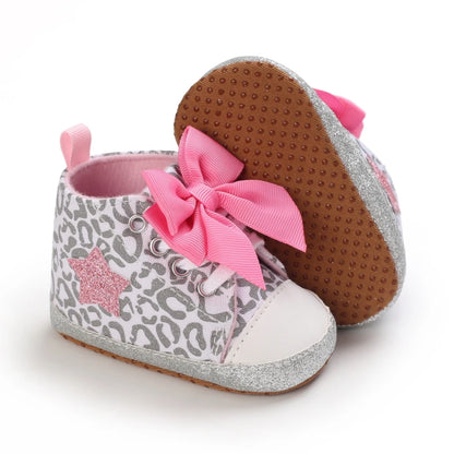Cute 0-18M Spring Newborn Silver Baby Shoes Non Slip Cloth Bottom Girl Shoes Elegant Breathable Casual Baby First Walking Shoes