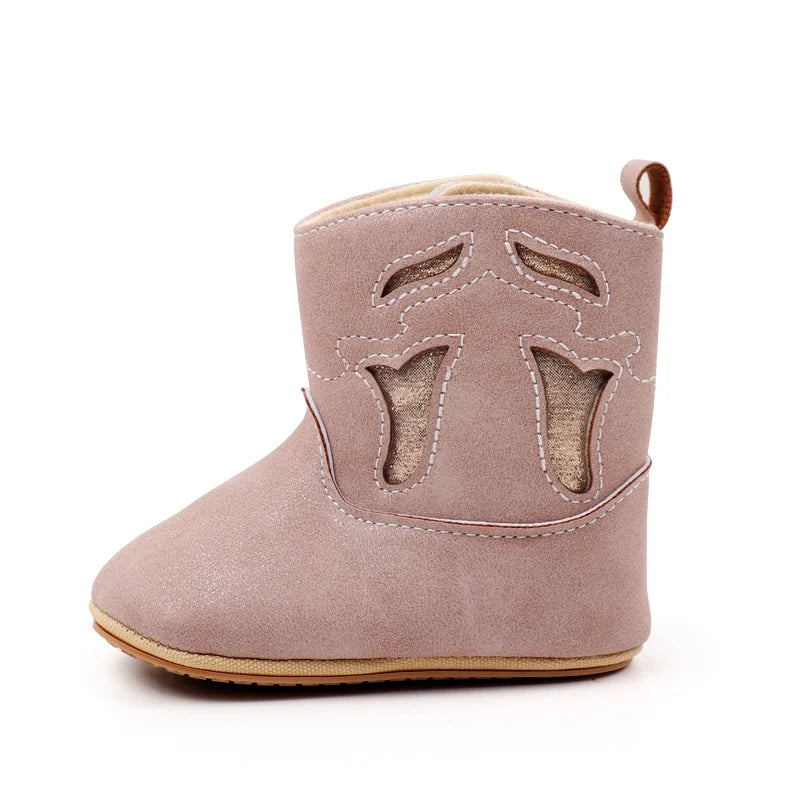 Suefunskry Baby Girl Boy Warm Boots Vintage Style Hollow Out First Walking Shoes Cute Snow Boots Shoes for Winter Fall