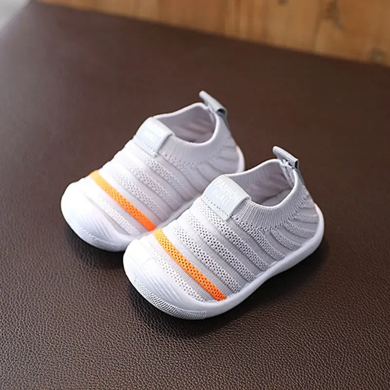 Baby First Walkers Infant Knitted Shoes Toddler Girls Soft Sole Indoor Outdoor Casual Shoes for Boy 1 year Zapatos Spring Autumn