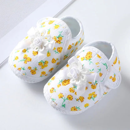 Newborn Baby Girl Pearl Floral Shoes Toddler Girl Booties Infant Baby Bowknot Crib Shoes Soft Sole Party Pre walker First Walkers