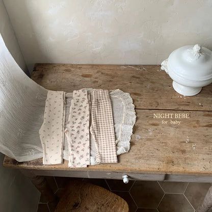 2025 Autumn New Baby Cotton Leggings Girls Floral Pants Toddler Pp Pants Toddler Plaid Leggings Fashion Baby Trousers