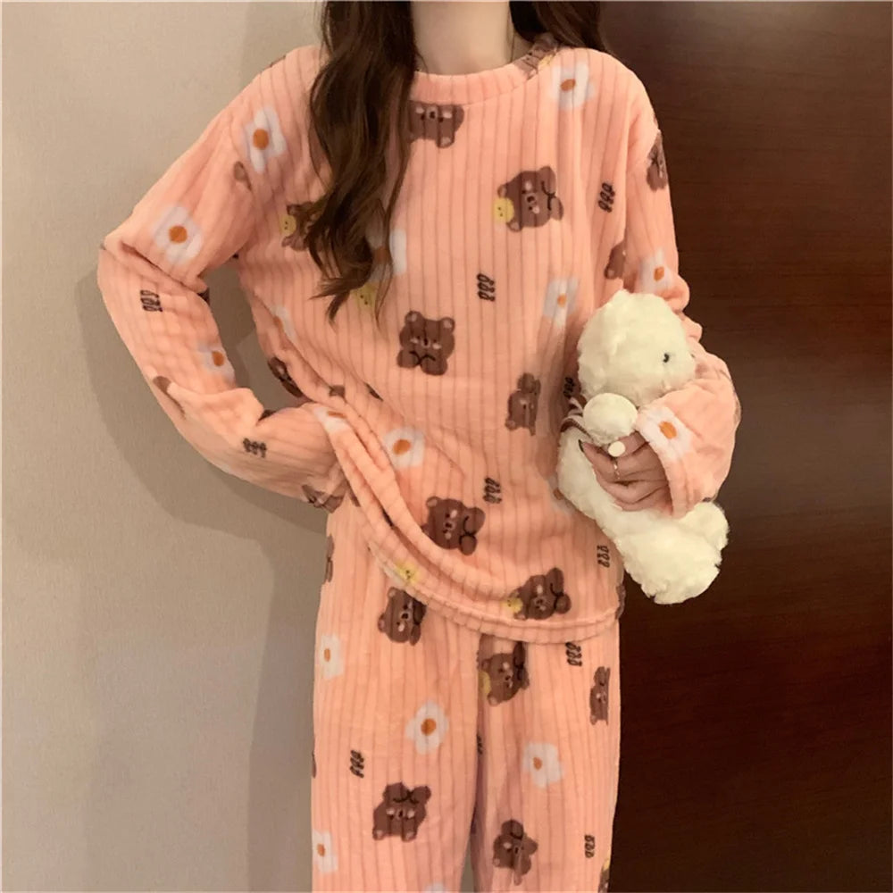 Flannel Long sleeve cartoon sleepwear suit Cozy Thick Warm Cartoon Sleepwear Suit Stylish Women's pajamas set for Autumn Winter
