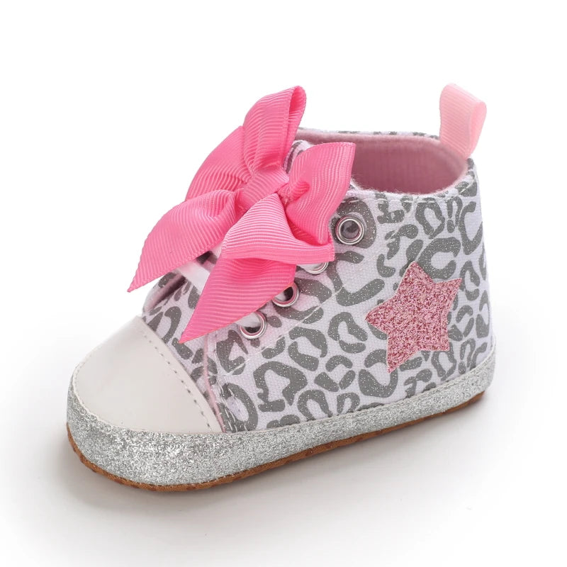 Cute 0-18M Spring Newborn Silver Baby Shoes Non Slip Cloth Bottom Girl Shoes Elegant Breathable Casual Baby First Walking Shoes