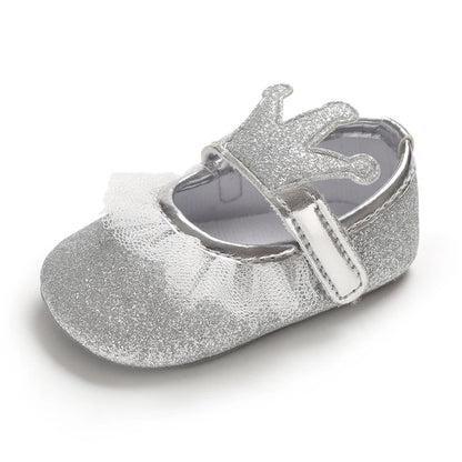 Cute 0-18M Spring Newborn Silver Baby Shoes Non Slip Cloth Bottom Girl Shoes Elegant Breathable Casual Baby First Walking Shoes