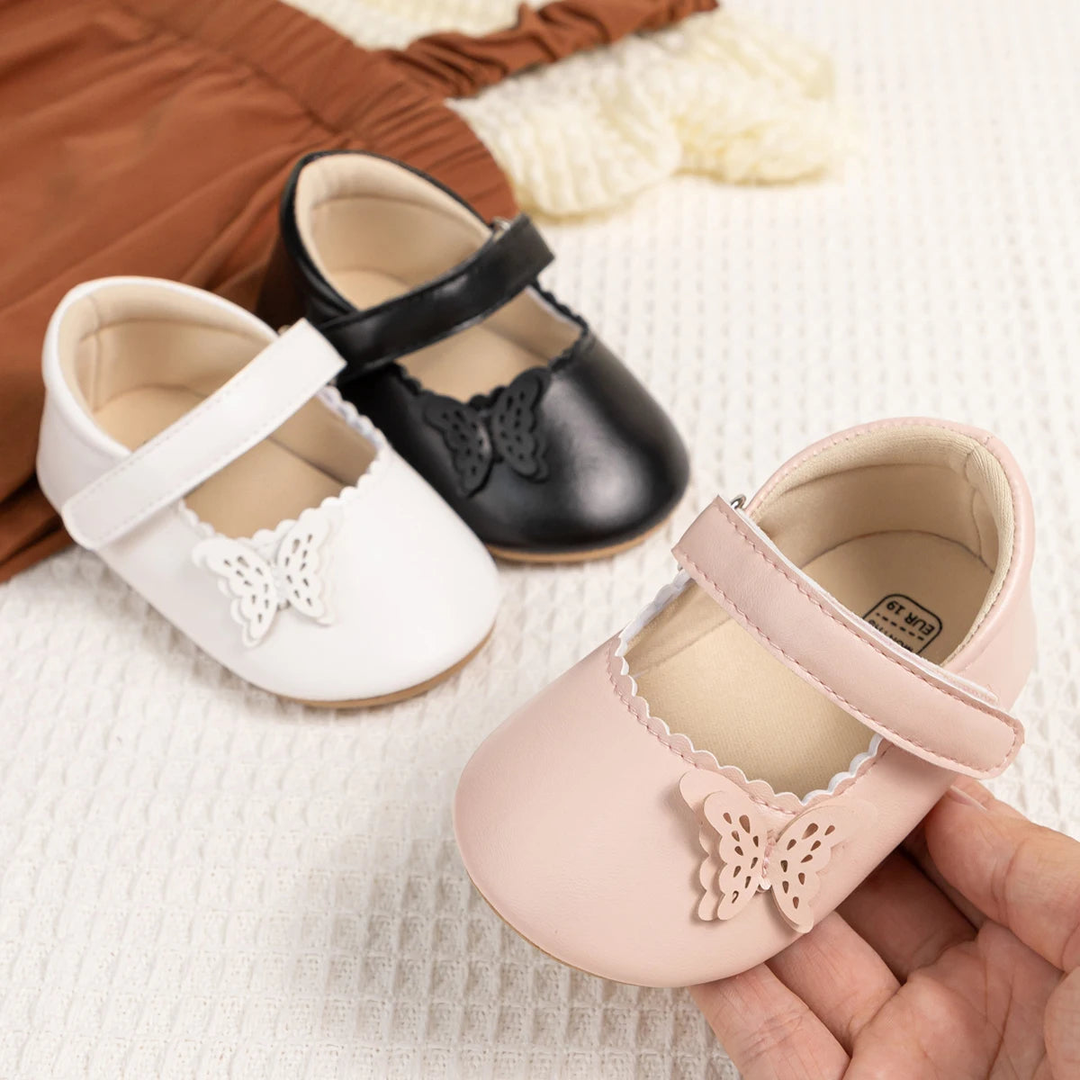 Girls Princess Shoes Bowknot Rubber Sole Anti-slip PU Leather Baby Shoes Newborns First Walkers Crib Shoes Spring Autumn