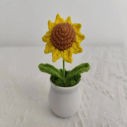 Handmade yarn, hooks, flowers, sunflowers, potted plants, home décor, wedding decorations, holiday gifts