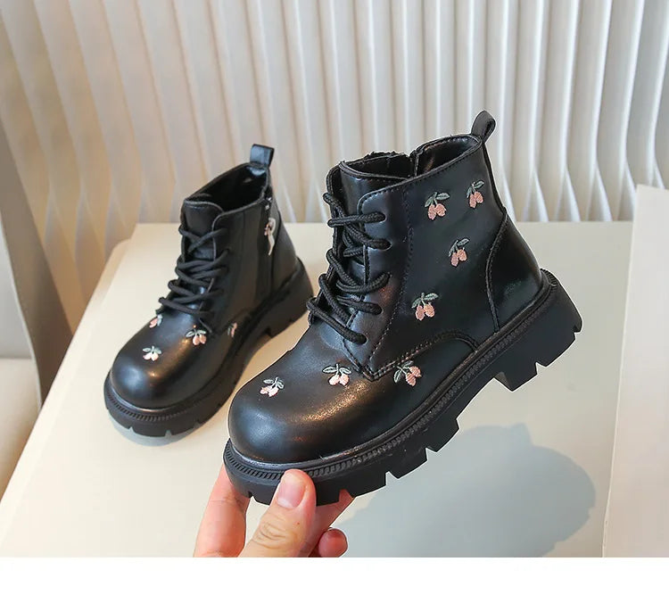 Girl's Ankle Boot Sweet Fashion Embroider Children Spring Autumn Leather Boots Causal Versatile Kid Princess Shorts Single Boots