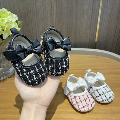 Cute Baby Girls Shoes Princess Infant Mary Jane Flats ﻿Crib Shoes Dress Shoes Non-Slip Pre walkers Shoes for Infants